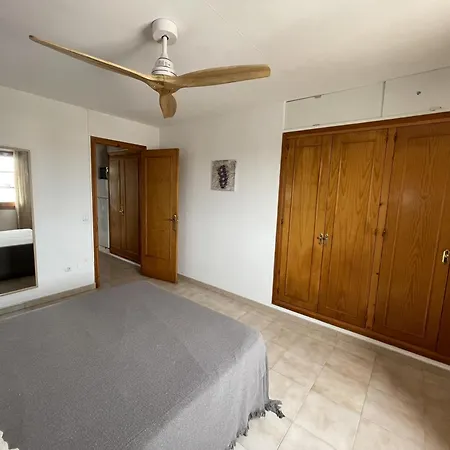 Mitjaneta - Con Piscina カラ・エン・ブラネス