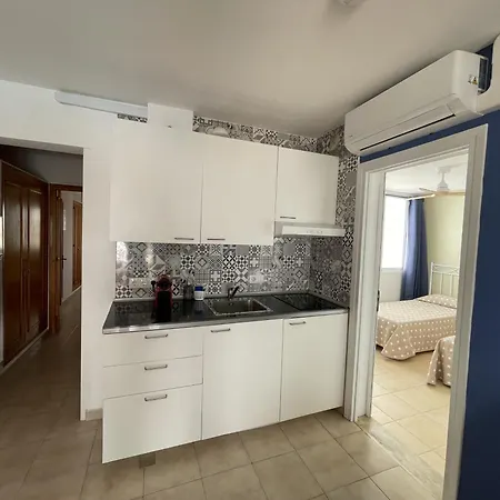 Apartment Mitjaneta Con Piscina